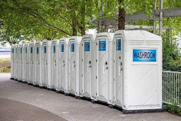 Portable Toilet Options We Offer in Santa Fe, TX